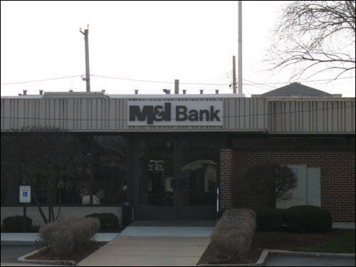 Bank building flat roof repair & replacement in Milwaukee