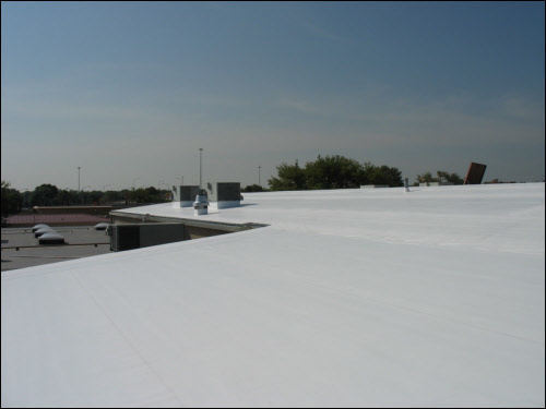 TPO Membrane Installation on Industrial Low Slope Roof in Wisconsin